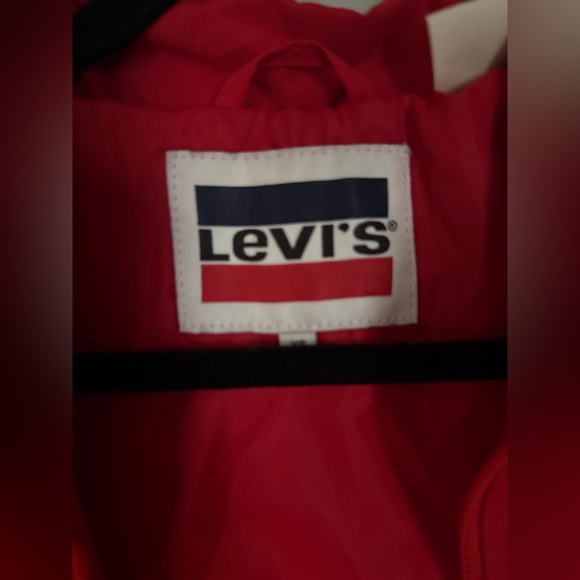 Levi's Women's Red Bomber Jacket - Picture 6 of 6